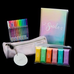 Gavesett Lulus pennal rosa og innhold